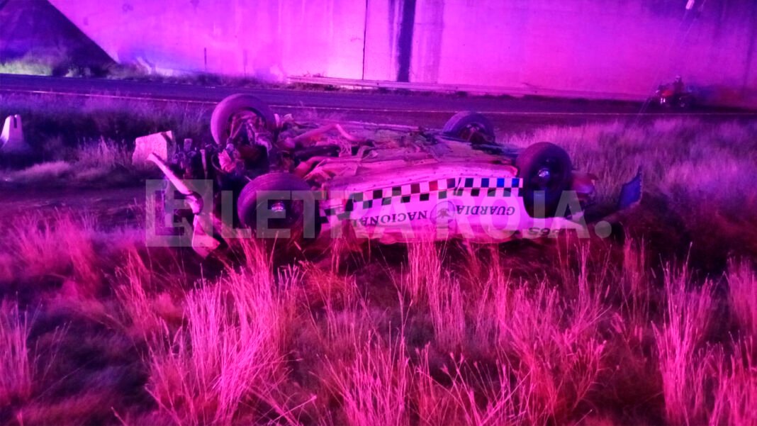 patrulla_guardia_nacional_volcada