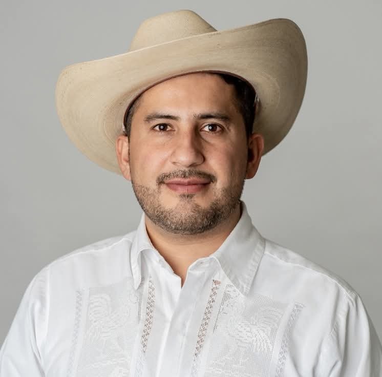 escoltas-carlos-manzo-uruapan-fge-michoacan