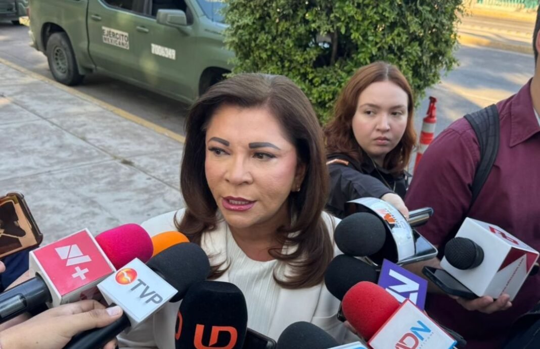 gloria-himelda-felix-regreso-clases