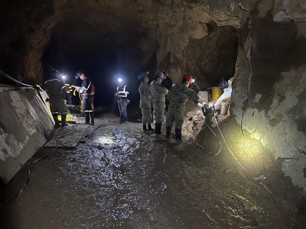 mira-rosario-militares