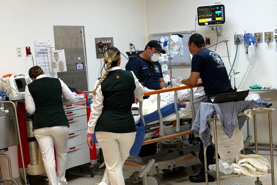 mujer-anillos-principal