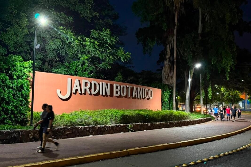 JARDÍN BOTANICO
